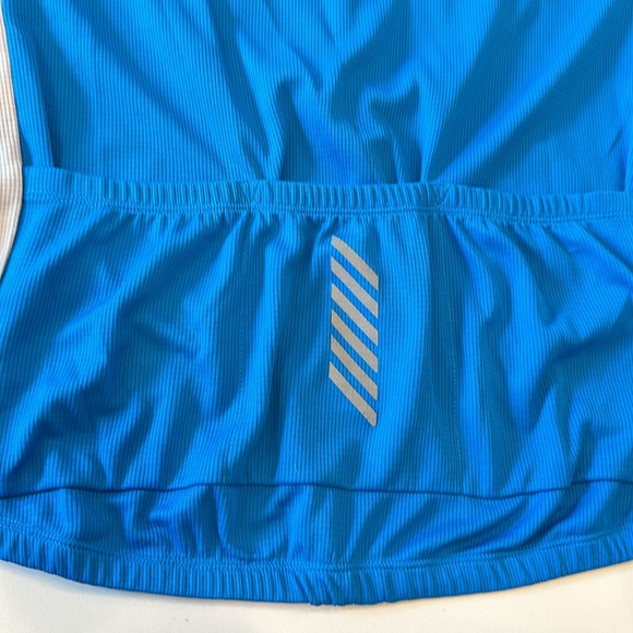 Descente Cycling Jersey - Picture 3 of 4